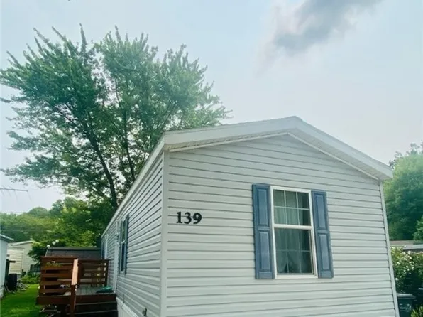 14740 Oak Grove Dr #139, Doylestown, OH 44230