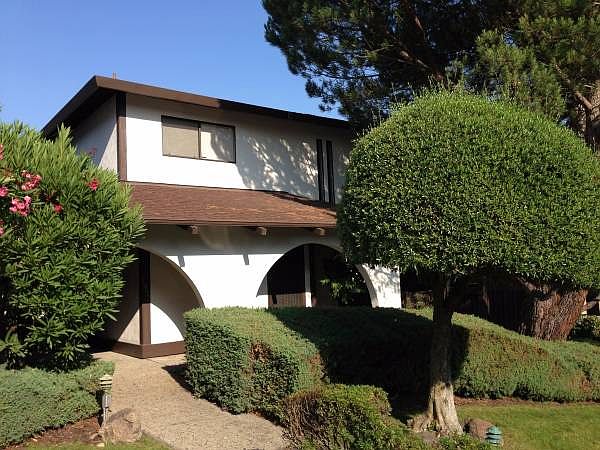 1st image of 10997 Ascot Dr