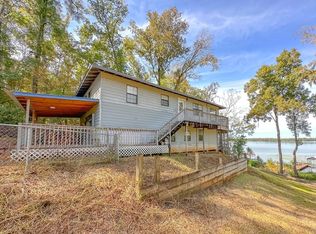 391 Lakeshore Dr, Bainbridge, GA 39819