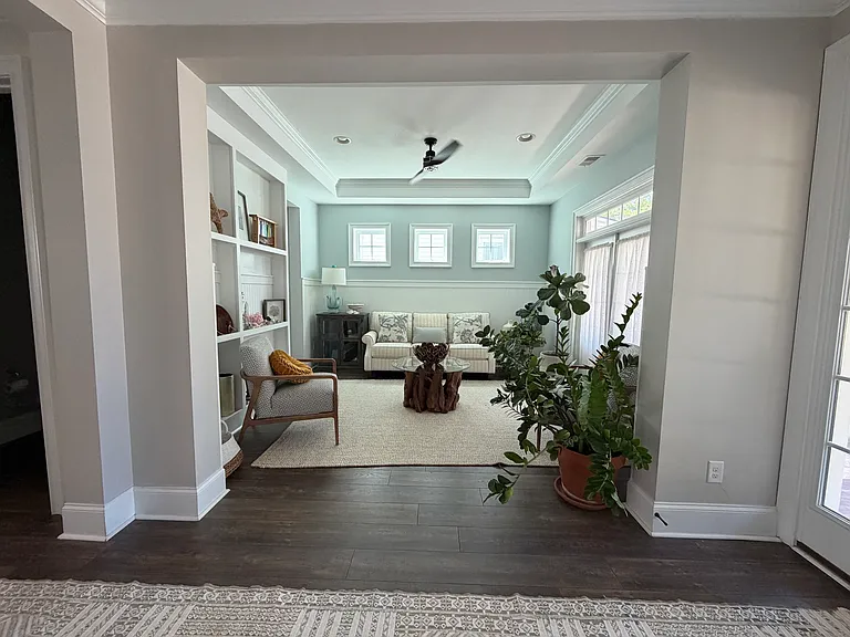 1542 Banning St — Photo 7