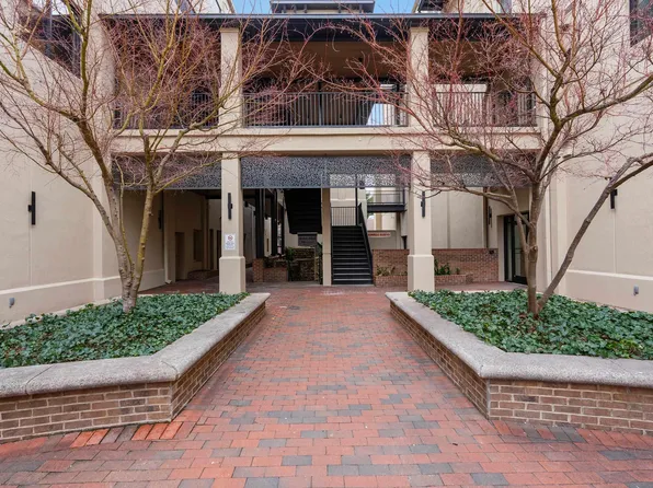 233 N Main St APT 302, Greenville, SC 29601