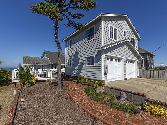3rd image of 658 SW 6th St