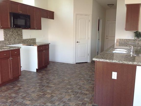 3rd image of 793 San Marco Ave