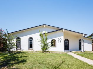 2015 Warberry Rd, Carrollton, TX 75007