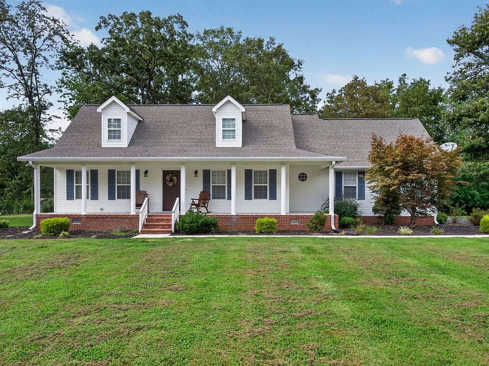1st image of 258 Oak Place Dr