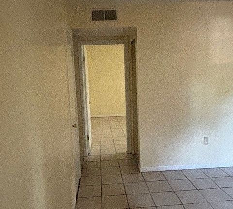4th image of 105 N Chester St Unit 1