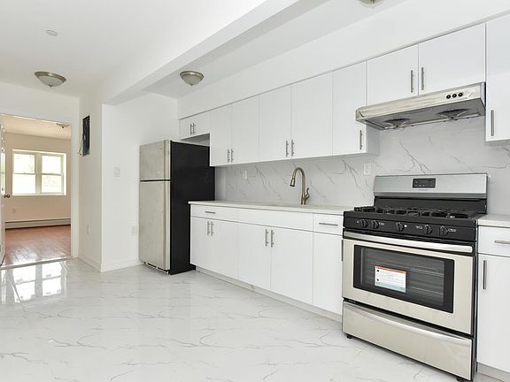 2nd image of 5716 163rd St #1