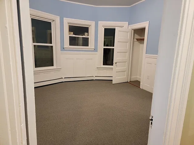 4 bed, 1300 sqft, $3,300 — Photo 4