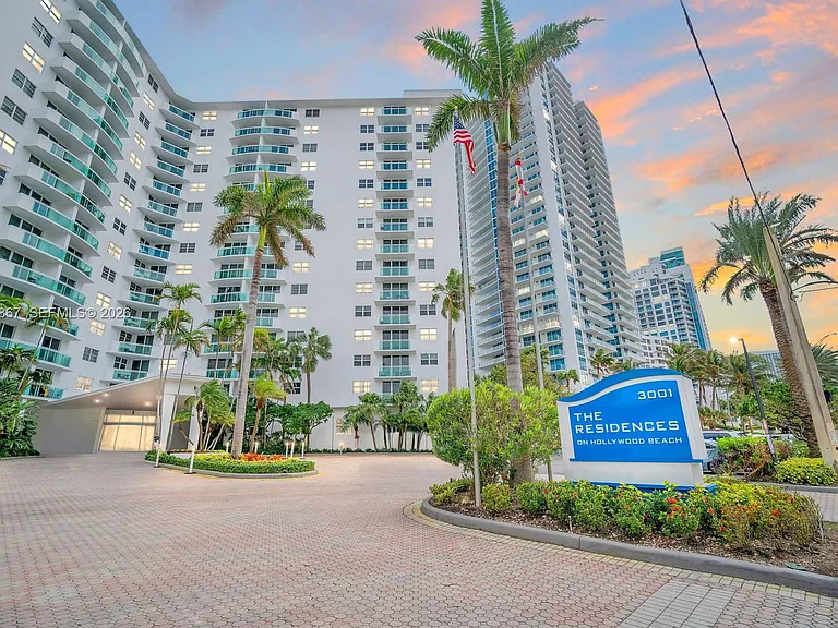 3001 S Ocean Dr #1211 — Photo 2