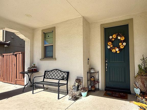 4th image of 2767 Round Tree Way