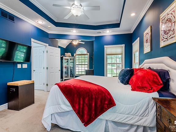4th image of 3700 Crossgate Cir