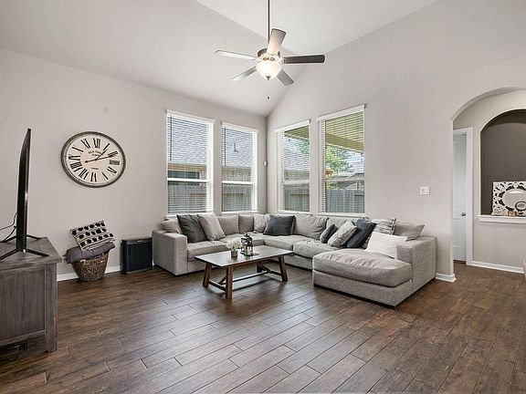3rd image of 238 Capriccio Ln