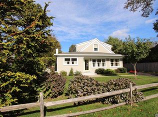 27 Walnut Ave, East Quogue, NY 11942