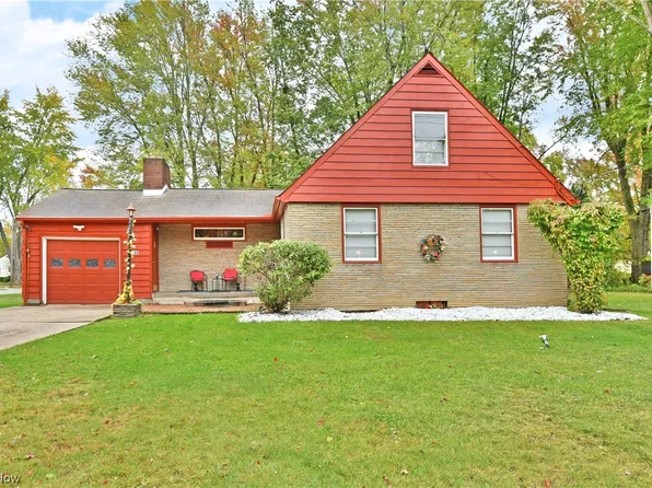2146 Monticello Ave NW, Warren, OH 44485