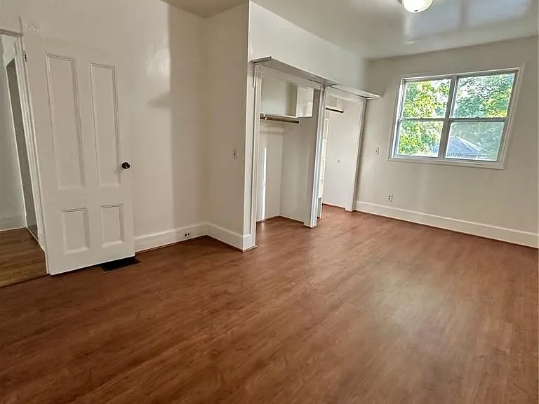 118 W Main St #1 — Photo 11
