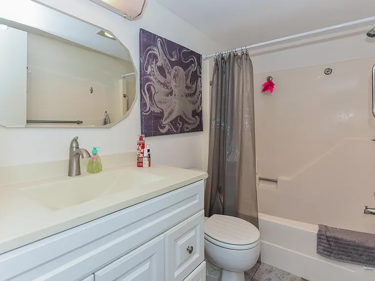 477 Lake Dora Dr — Photo 22