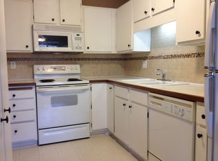 7601 W 101st St APT 115, Bloomington, MN 55438