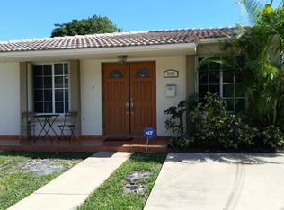 2454 SW 16th St, Miami, FL 33145