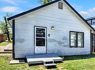513 E 8th St APT C, Claremore, OK 74017