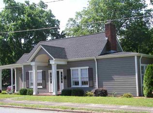 190 Arlington St, Forest City, NC 28043