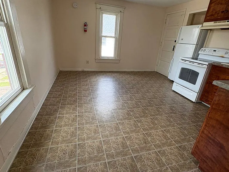103 1st St NE #2 — Photo 10