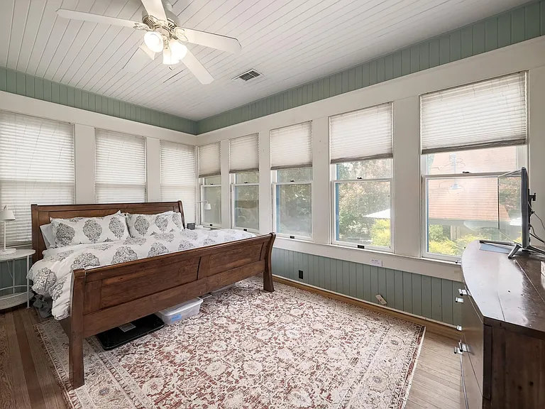 705 Patterson Ave — Photo 5