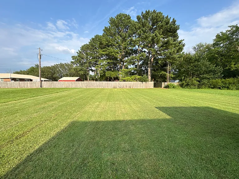 521 Dawson Ln #A — Photo 10