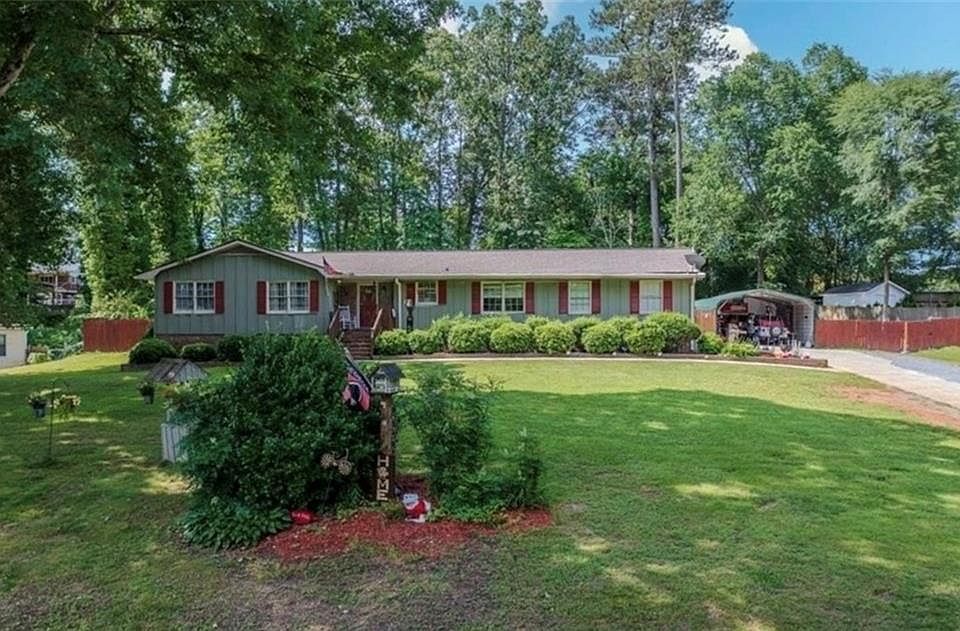 1st image of 18 Hillside Dr