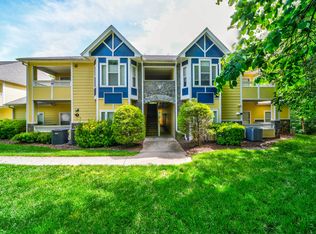 3024 6th St NE #3024, Hickory, NC 28601
