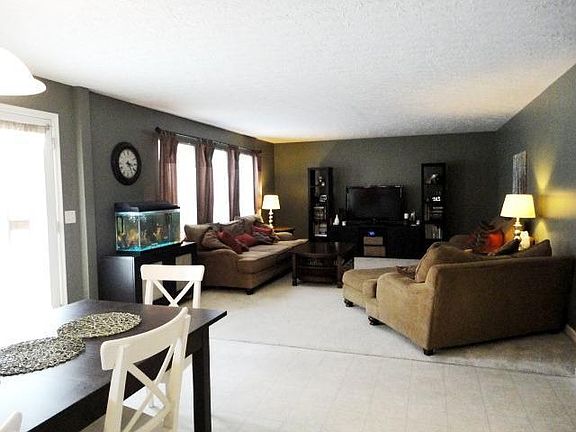 3rd image of 1762 Greentree Meadows Dr