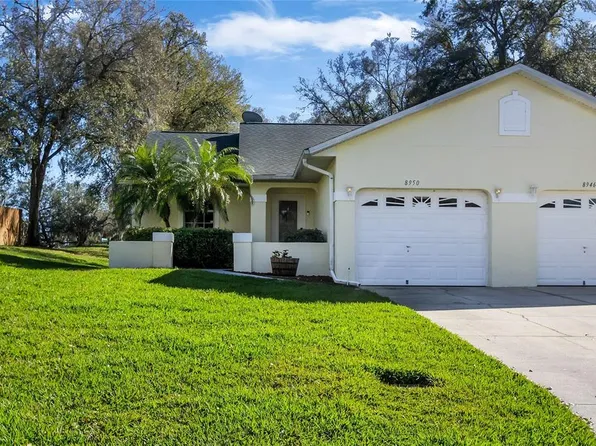 8950 Courtyard Ln, Groveland, FL 34736