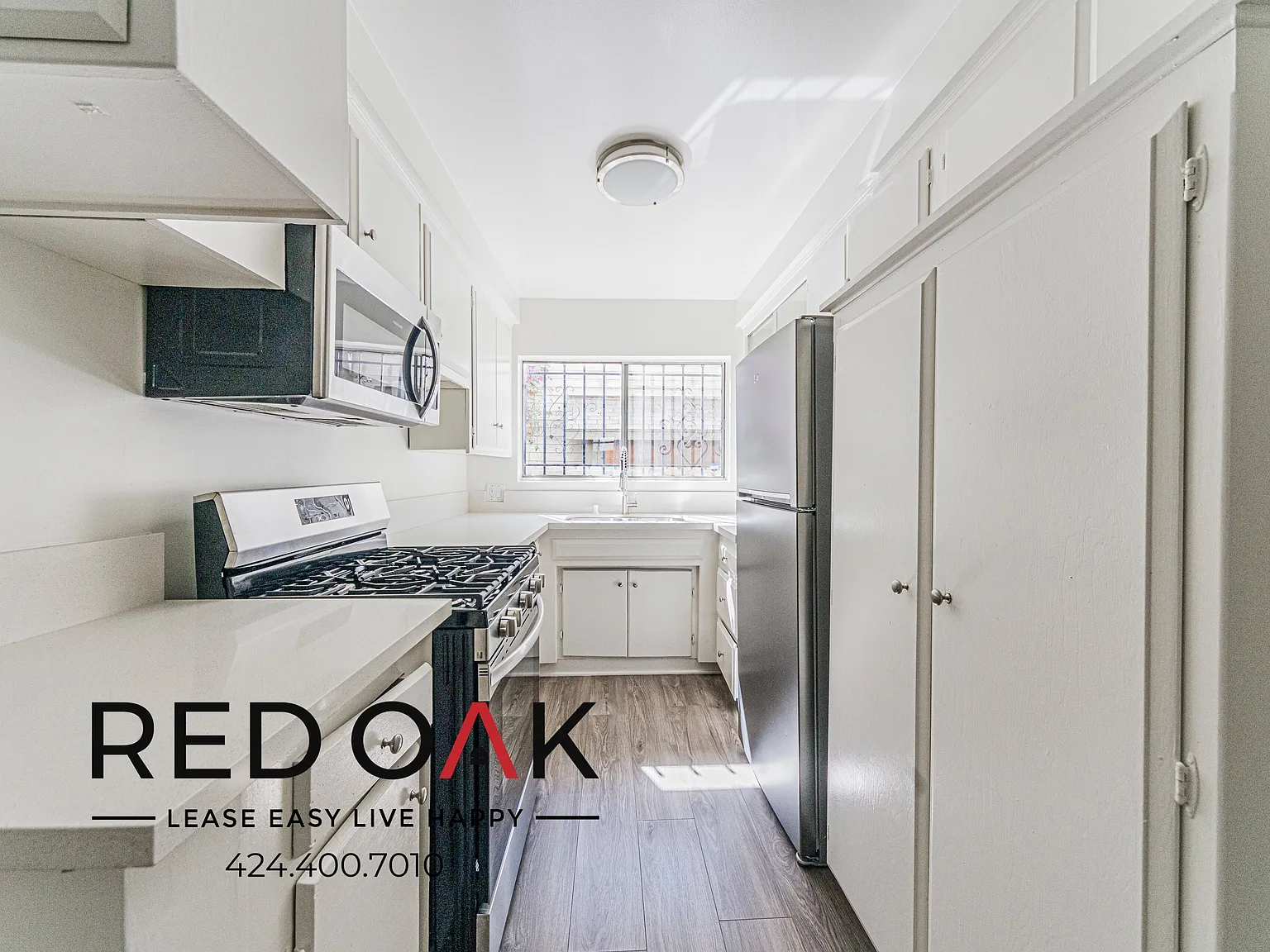 ~1 Month FREE~ Gorgeous One Bedroom with Natural Light and Included Parking ~ In Beautiful West H... — Photo 2