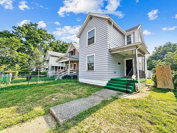 3rd image of 390 Clarendon Ave