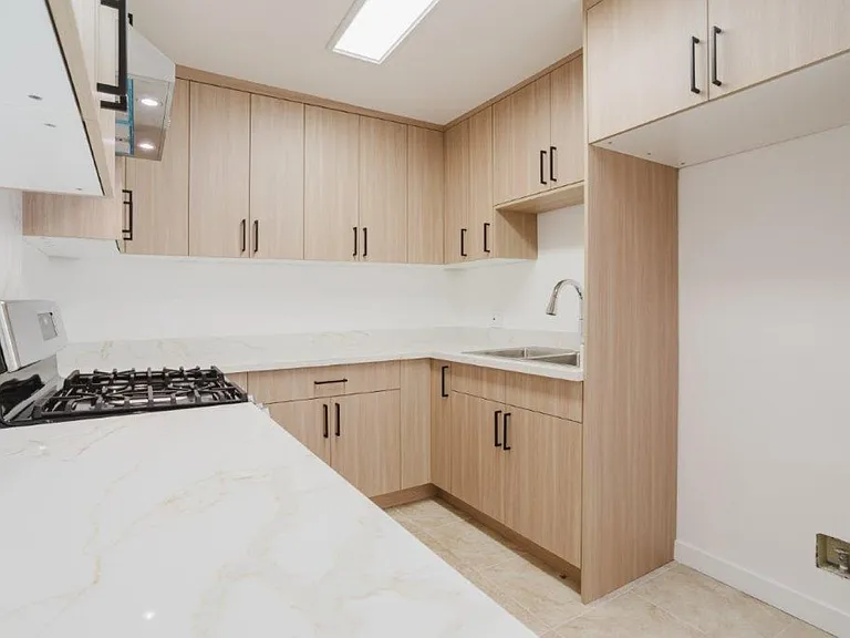 914 E Elk Ave #3 — Photo 15