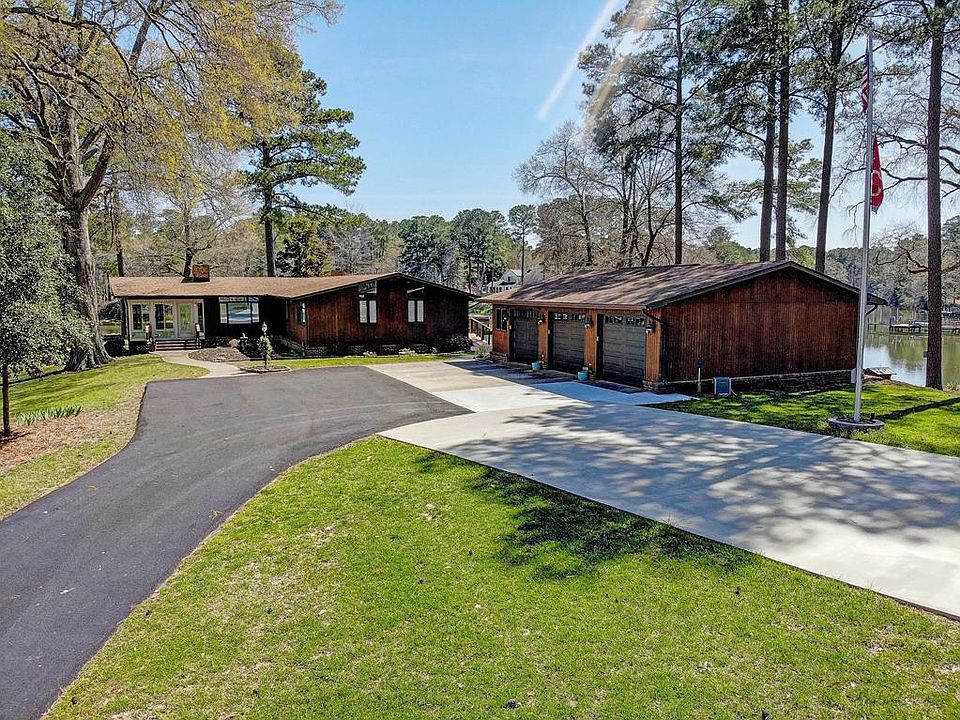 1st image of 162 Kings Orchard Ln