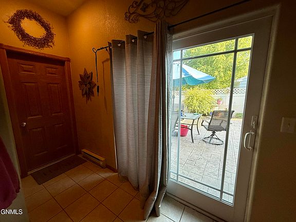 4th image of 250 2nd St SW