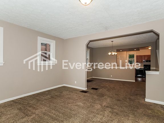 3rd image of 5031 Casa Loma Blvd