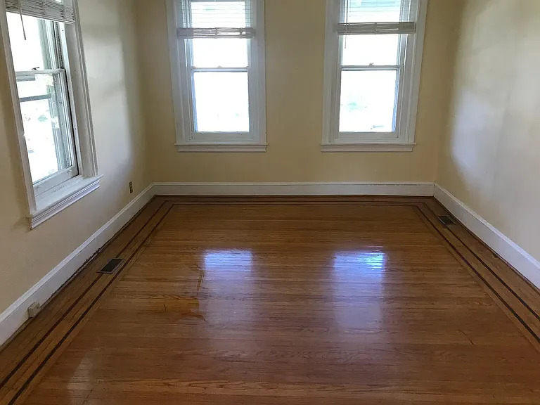 215 N Essex Ave #1 — Photo 5