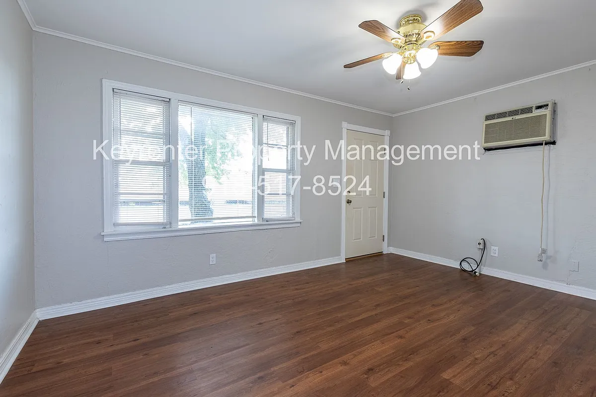 Building Photo - 1111 S 57th West Ave