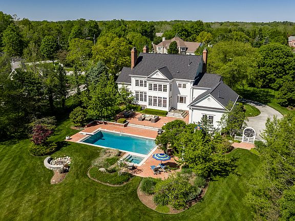 2nd image of 25 Monahan Rd