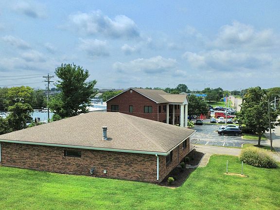 2nd image of 1320 Fulton Rd