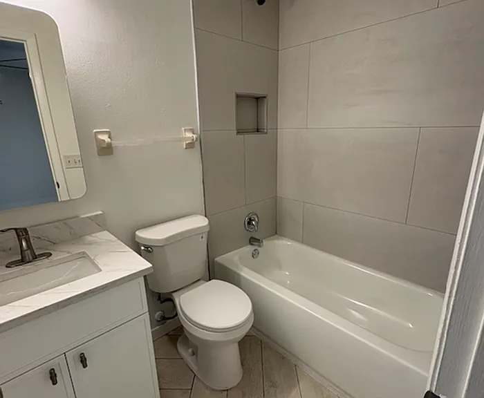 12240 Eastcove Dr — Photo 20