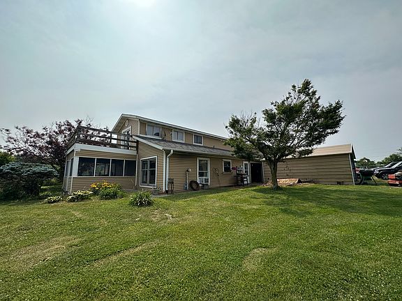 3rd image of 3185 Horse Farm Dr