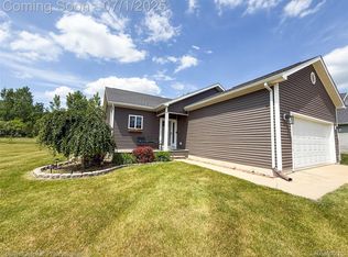 9391 Sunrise Ln, Davison, MI 48423