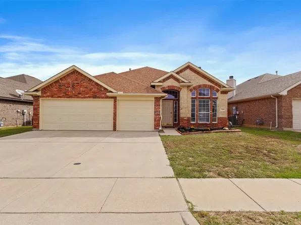 7428 Gairlock Dr, Fort Worth, TX 76179
