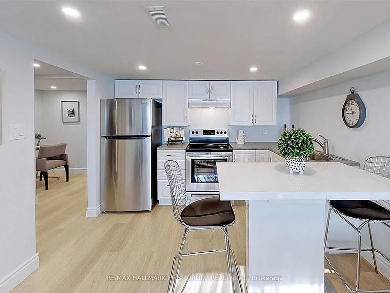 62 Ambassador St #BASEMENT — Photo 6