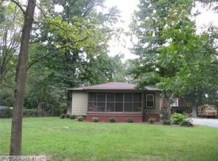 3215 Builtwell Rd, Greensboro, NC 27405