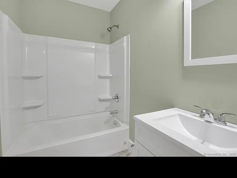72 Tunxis St #78 — Photo 6