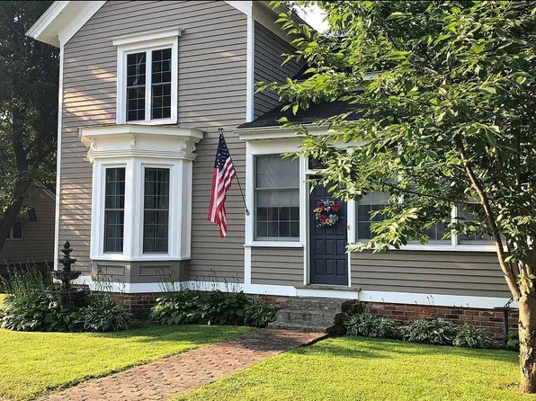 308 W Church St, Hebron, IN 46341