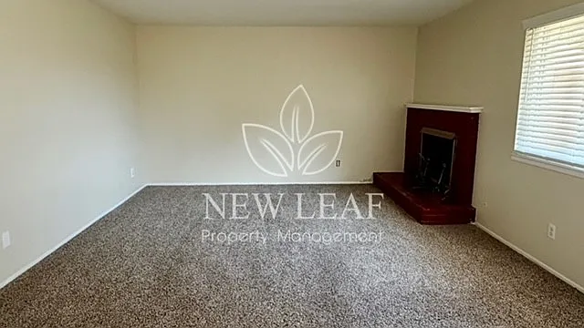 2714 W 9th St — Photo 20